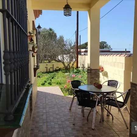 Holiday home Maravilloso Independiente En Puerto Real